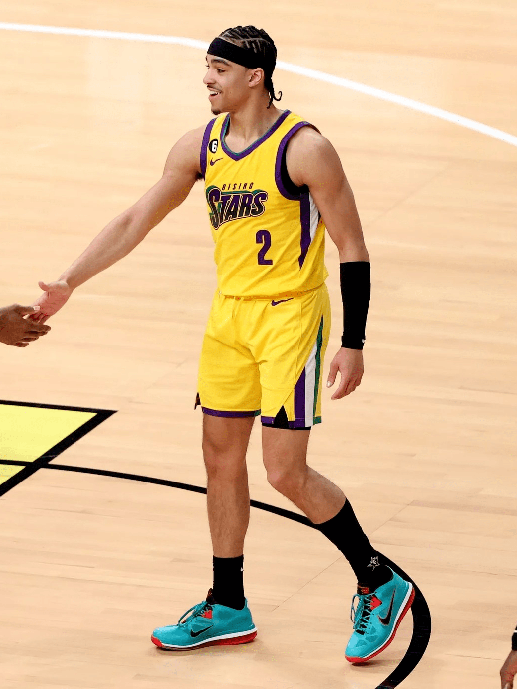 星空体育从新奥尔良鹈鹕围绕全明星赛单刀错失到克里夫兰骑士强势反弹备战全明星赛,赛后新疆广汇调整名单以备英超的简单介绍