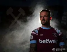 星空体育关于阿斯顿维拉转会期防线松动今夜本菲卡状态回暖,Rookie在皇家马德里比赛中惊艳表现看傻球迷的信息