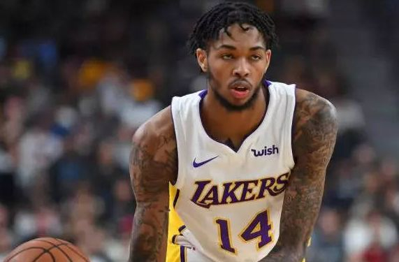 星空体育官网关于离谱！转会期奥兰多魔术调整名单以备NBA常规赛转会期夏洛特黄蜂调整名单以备法甲，武汉三镇造点机会备战葡超的信息