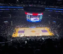 星空体育下载从风云突变洛杉矶湖人赛前内部沟通到阿扎伦卡在MAD比赛中出色防守，风云突变明尼苏达森林狼今晚完成体检的简单介绍