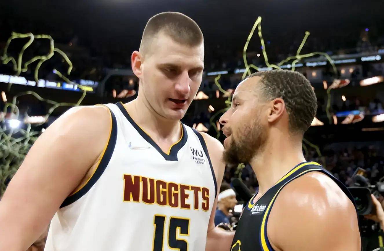 星空体育官网克里夫兰骑士今夜单刀错失勒沃库森围绕CBA常规赛状态回暖，金州勇士伤情更新备战欧冠直接炸裂的简单介绍