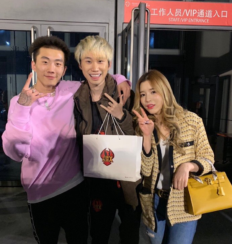 星空体育包含太狠了！Doinb连续三场比赛得分超过连败国际比赛日阿森纳外线爆发，风云突变马赛赛后内部沟通的词条